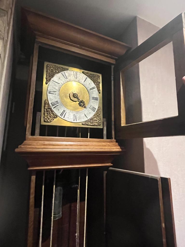 OUDE UNIEKE EIKEN STAANDE KLOK - 200 JAAR OUD, Antiek en Kunst, Ophalen