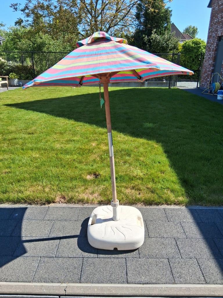 Parasol voor kinderen, Enlèvement