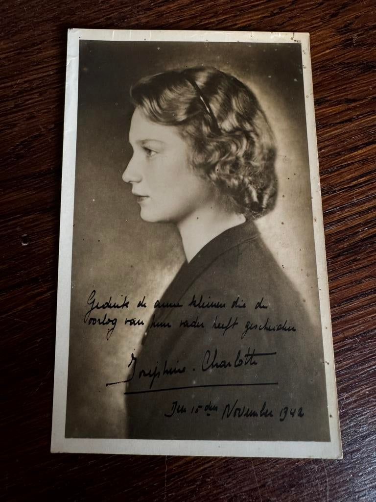 Foto van prinses Josephine-Charlotte uitgave oorlogswezen, Verzamelen, Ophalen, Zo goed als nieuw, Kaart, Foto of Prent