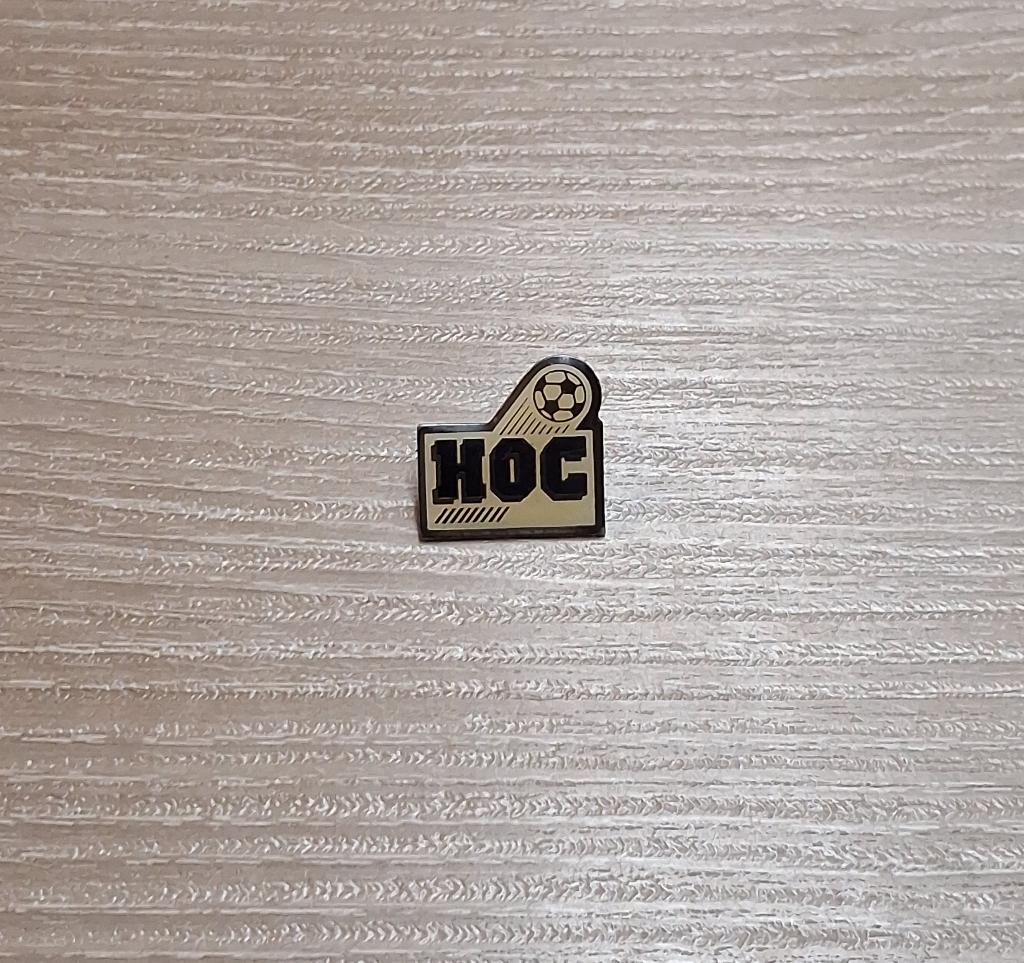 PIN - HOC - VOETBAL - FOOTBALL, Envoi, Utilisé, Sport, Insigne ou Pin's