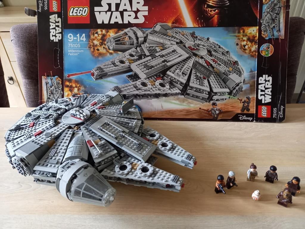 Lego Star Wars 75105 Millennium Falcon, Enlèvement, Comme neuf, Ensemble complet, Lego