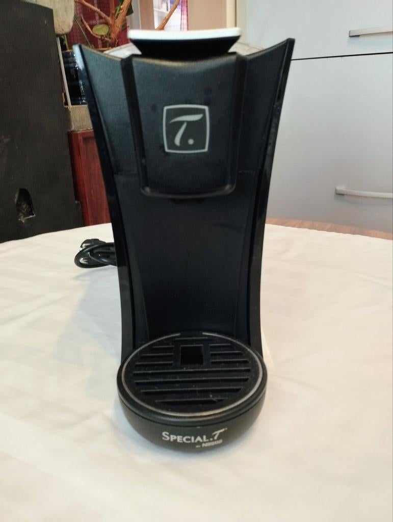 Théière électrique DELONGHI, Electroménager, Cafetières, Enlèvement, Comme neuf