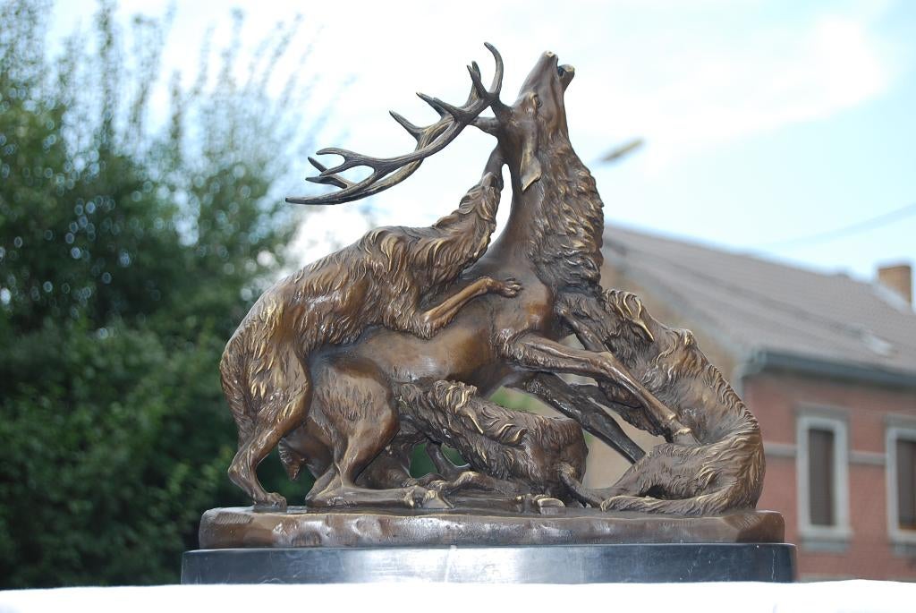 GRANDE STATUE EN BRONZE SIGNE (scène de chasse), Enlèvement ou Envoi, Bronze