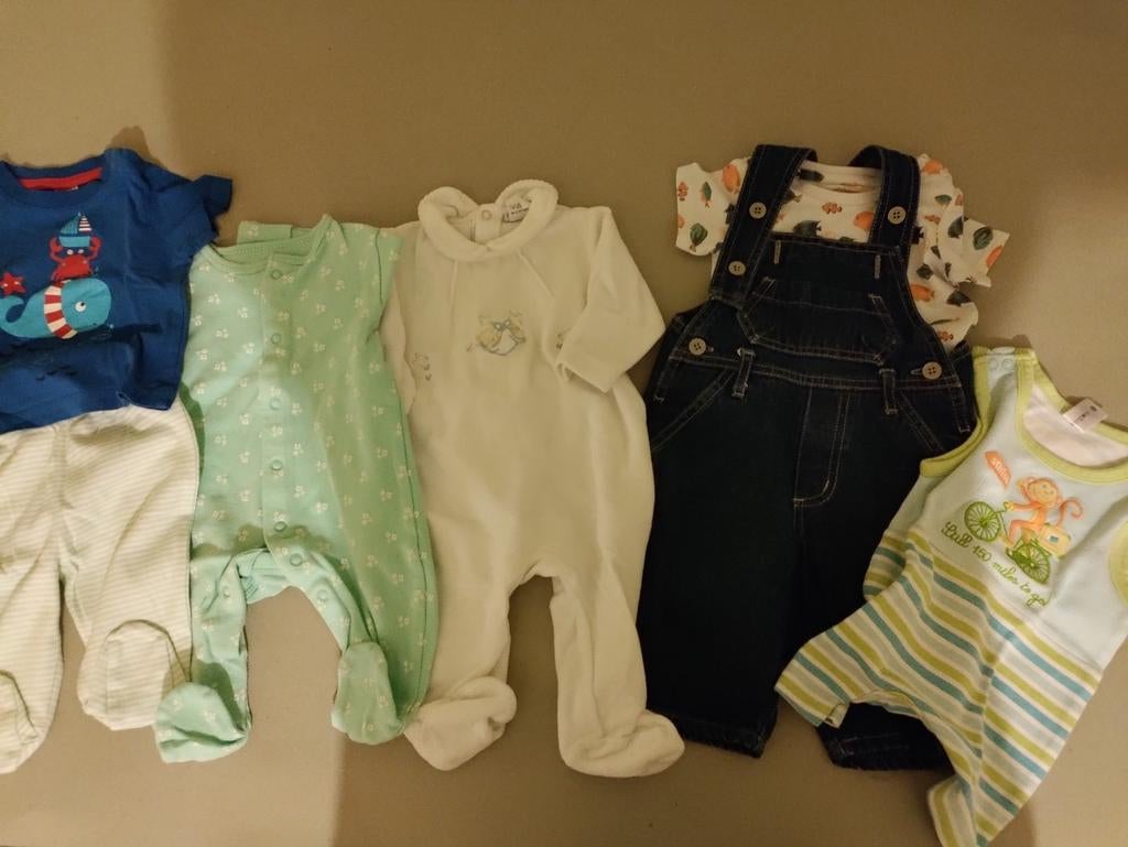 Baby kruippakjes/baby kleding, Kinderen en Baby's, Ophalen, Gebruikt