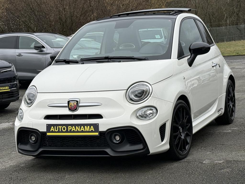 Fiat 595 Abarth PISTA 1.4TURBO GPS ECHAPPEMENT MONZA T.PANO, Auto's, 4 zetels, Stof, 4 cilinders, Wit