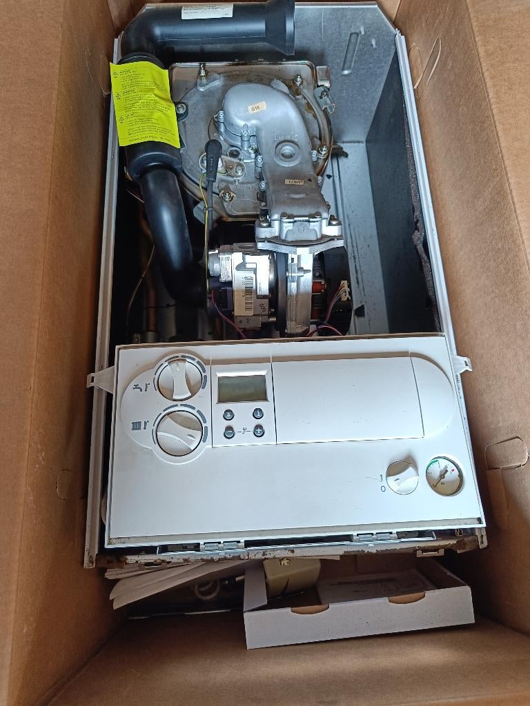condensatieketel Vaillant VHR35, Ophalen, Gebruikt, Aardgas, Boiler
