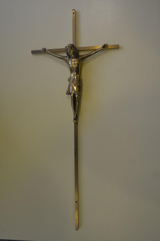 Crucifix en bronze, longueur 44 cm, largeur 18 cm, Antiquités & Art, Enlèvement ou Envoi