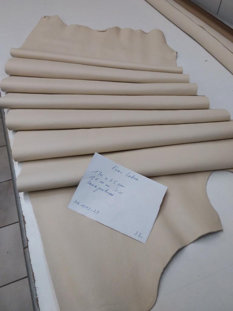 Ecru leder, tassenleder, bekledingsleder, rundsleer 170x45cm, Hobby & Loisirs créatifs, Tissus & Chiffons, Enlèvement ou Envoi