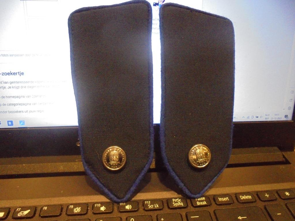 lege epauletten politie verzamelobject, Enlèvement ou Envoi, Gendarmerie, Emblème ou Badge