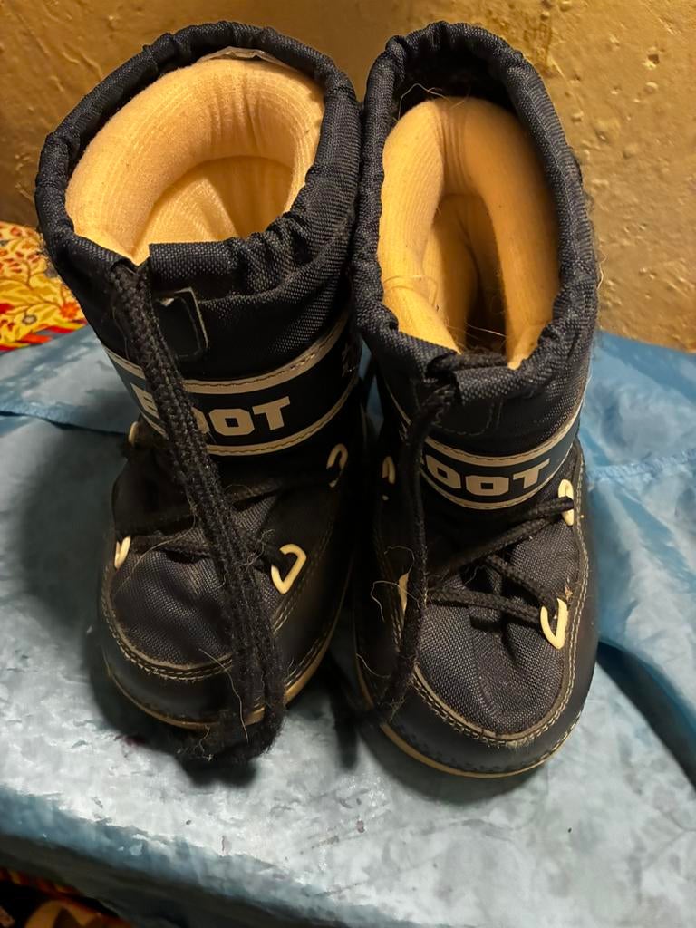 Moon Boots taille  26-28, Ophalen, Gebruikt, Jongetje of Meisje