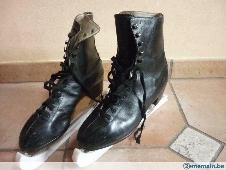 patins a glace pointure 37et 42 noir, Utilisé