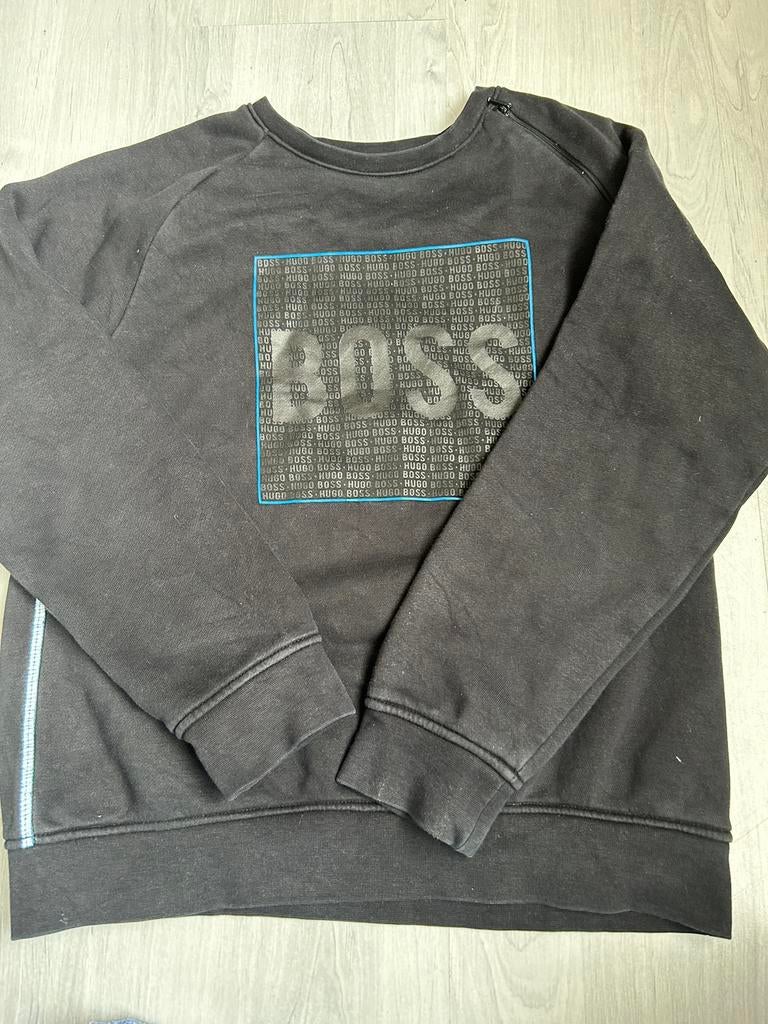 Hugo boss Burberry levis tommy garçon 8-10 ans, Comme neuf, Garçon