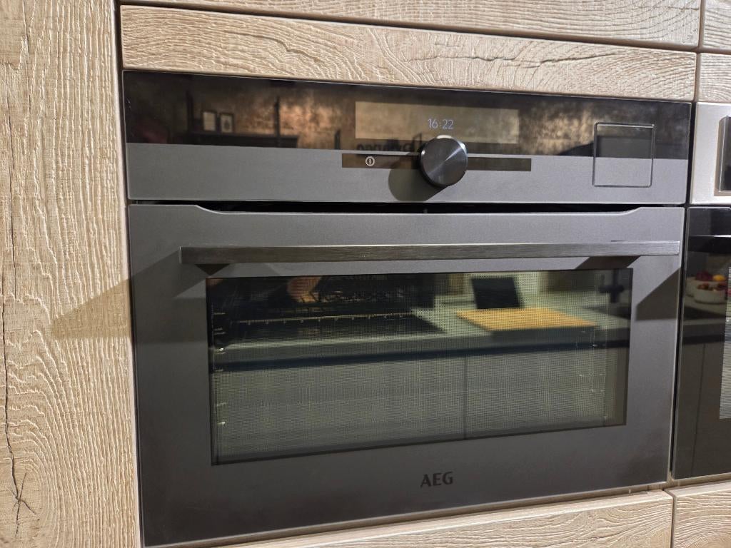 AEG SteamPro oven TOONZAALMODEL, Neuf, Encastré, Enlèvement, 45 à 60 cm