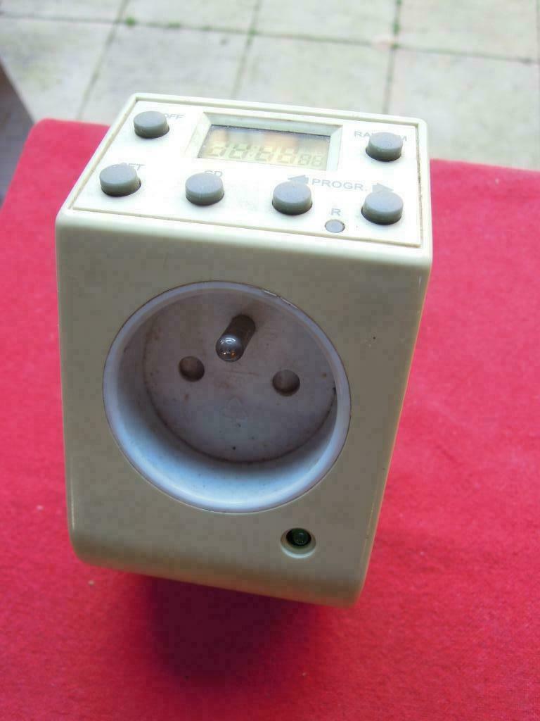 digitale programmeur W.H. mandolyn international LTD  SE-11S, Enlèvement ou Envoi, Utilisé, Compact