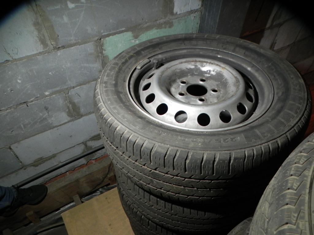 Banden+stalen  Mercedes 4x 225x60 R16 C, Auto-onderdelen, Ophalen of Verzenden, Gebruikt, Mercedes-Benz