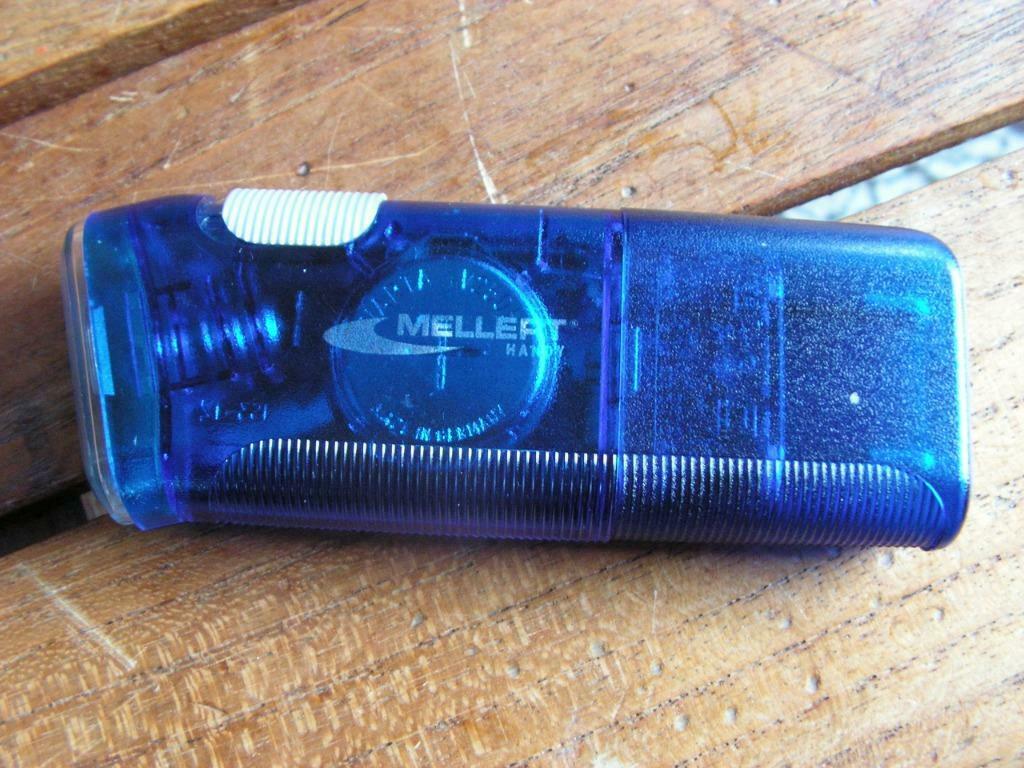 Vintage oplaadbare zaklamp Mellert type TL5 (lengte 10 cm), Caravans en Kamperen, Kampeeraccessoires, Ophalen of Verzenden, Gebruikt