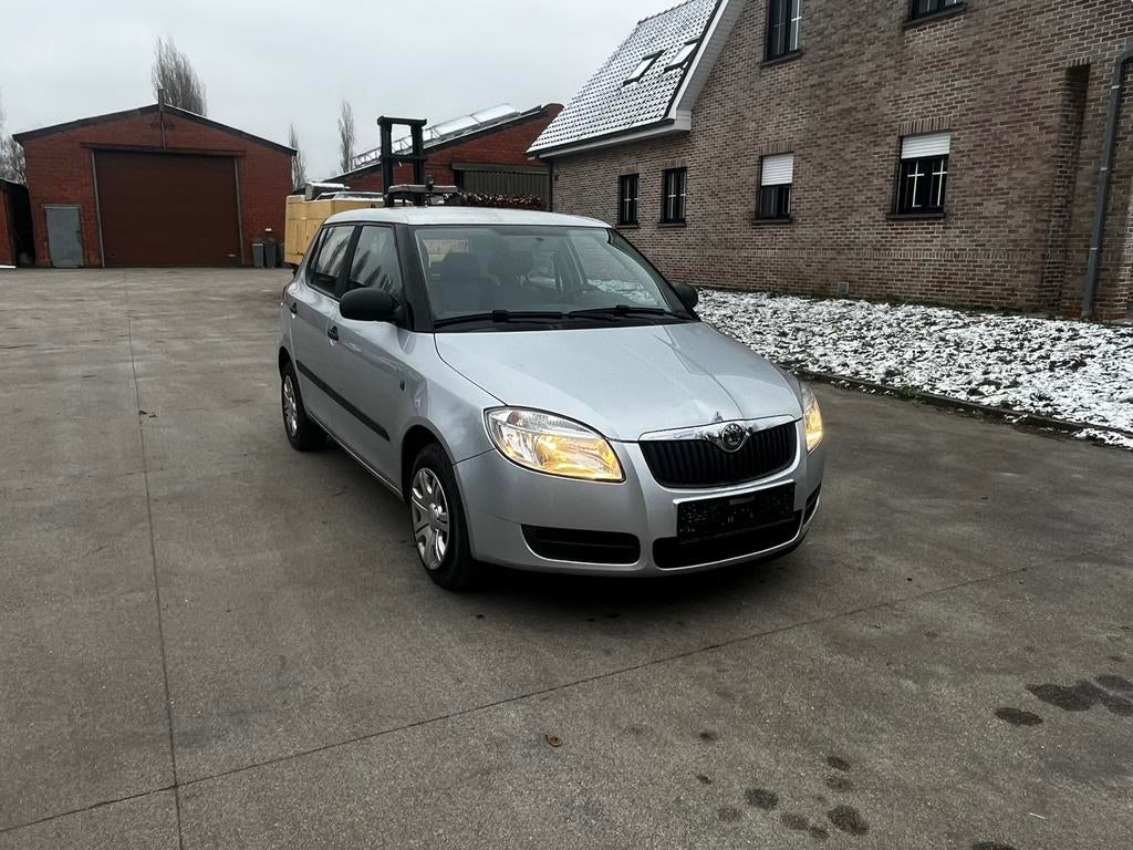 SKODA FABIA 1.2 BENZINE VAN 2010 MET 130DKM, Auto's, Voorwielaandrijving, Stof, Bedrijf, Handgeschakeld