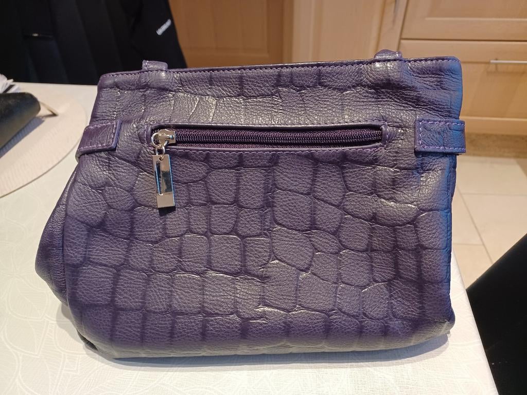 Mooie paarse lederen handtas. Is van topkwaliteit, Enlèvement, Sac à main