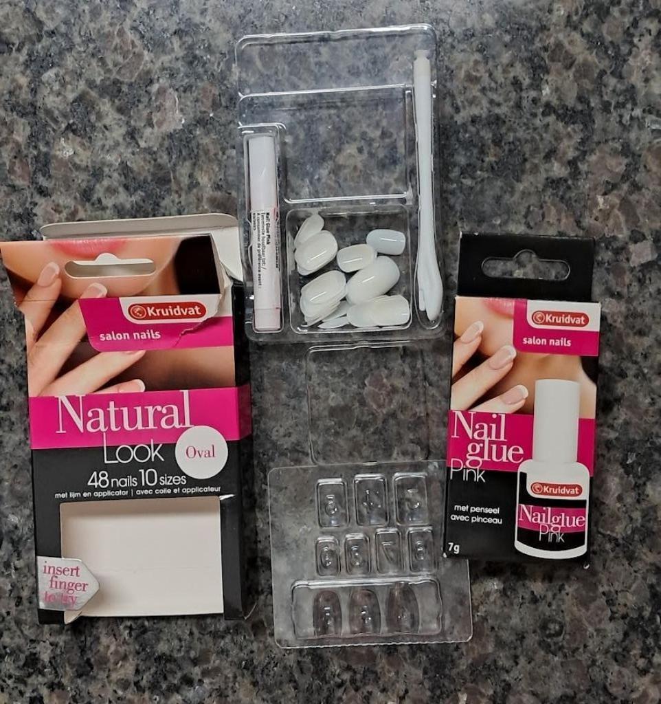 🎁 Faux ongles + colle, vernis à ongles incolore, noir..., Envoi, Utilisé, Noir, Mains et Ongles