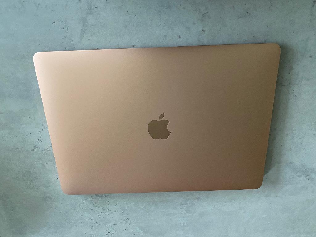Macbook air 13 inch 2019, Computers en Software, Apple Macbooks, Gebruikt, MacBook, 13 inch, Minder dan 2 Ghz, 128 GB of minder