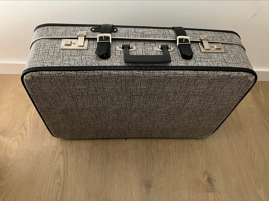 Retro vintage koffer, Enlèvement