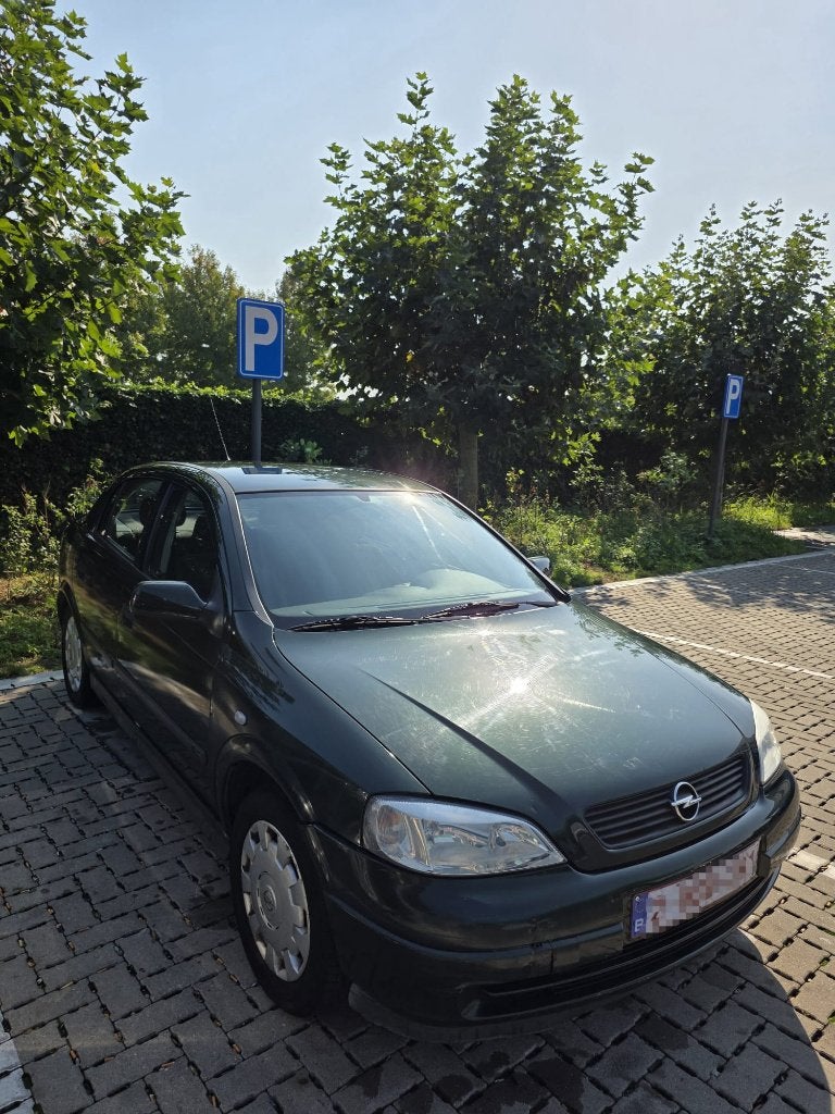 Opel Astra 98000km ( ketting motor), Auto's, Voorwielaandrijving, Stof, 4 cilinders, 1198 cc