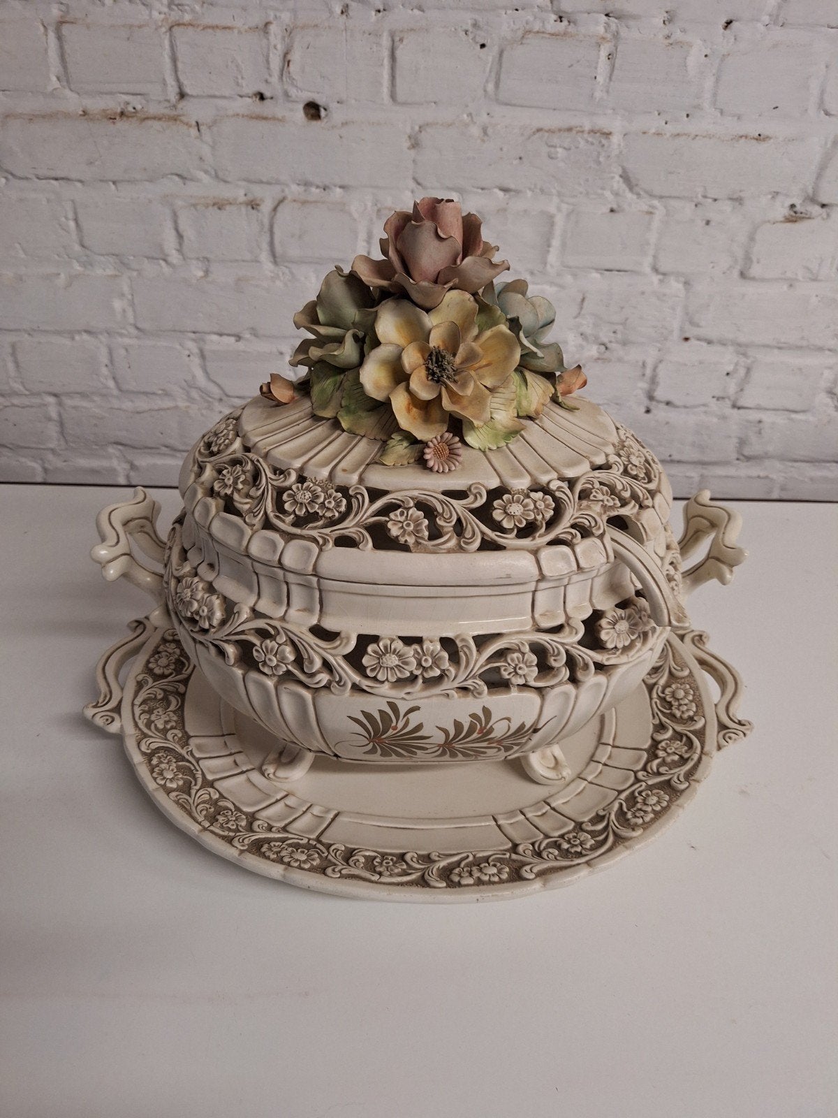 Soepterrine, Ophalen