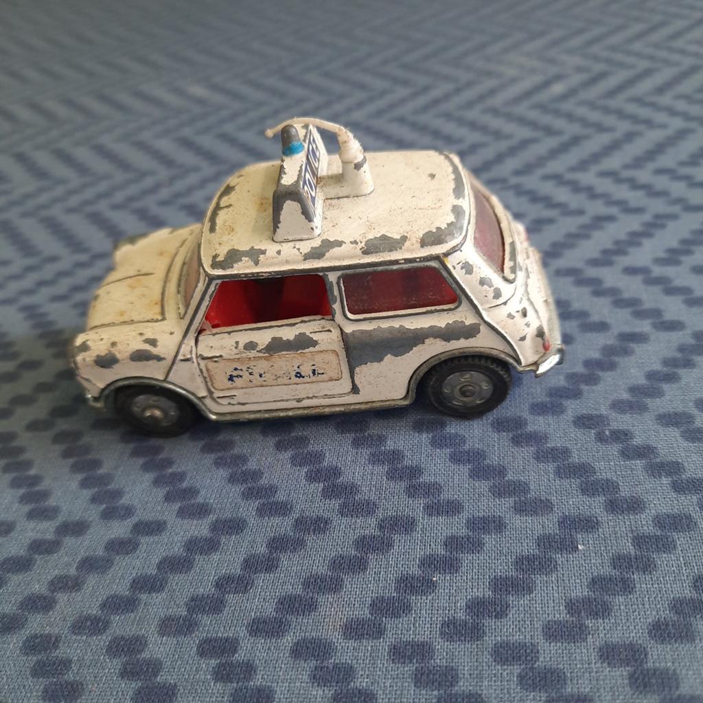 DINKY TOYS UK*N 250*MORRIS MINI POLICE*VINTAGE*POUR RESTAUR, Enlèvement, Utilisé, Voiture, Dinky Toys
