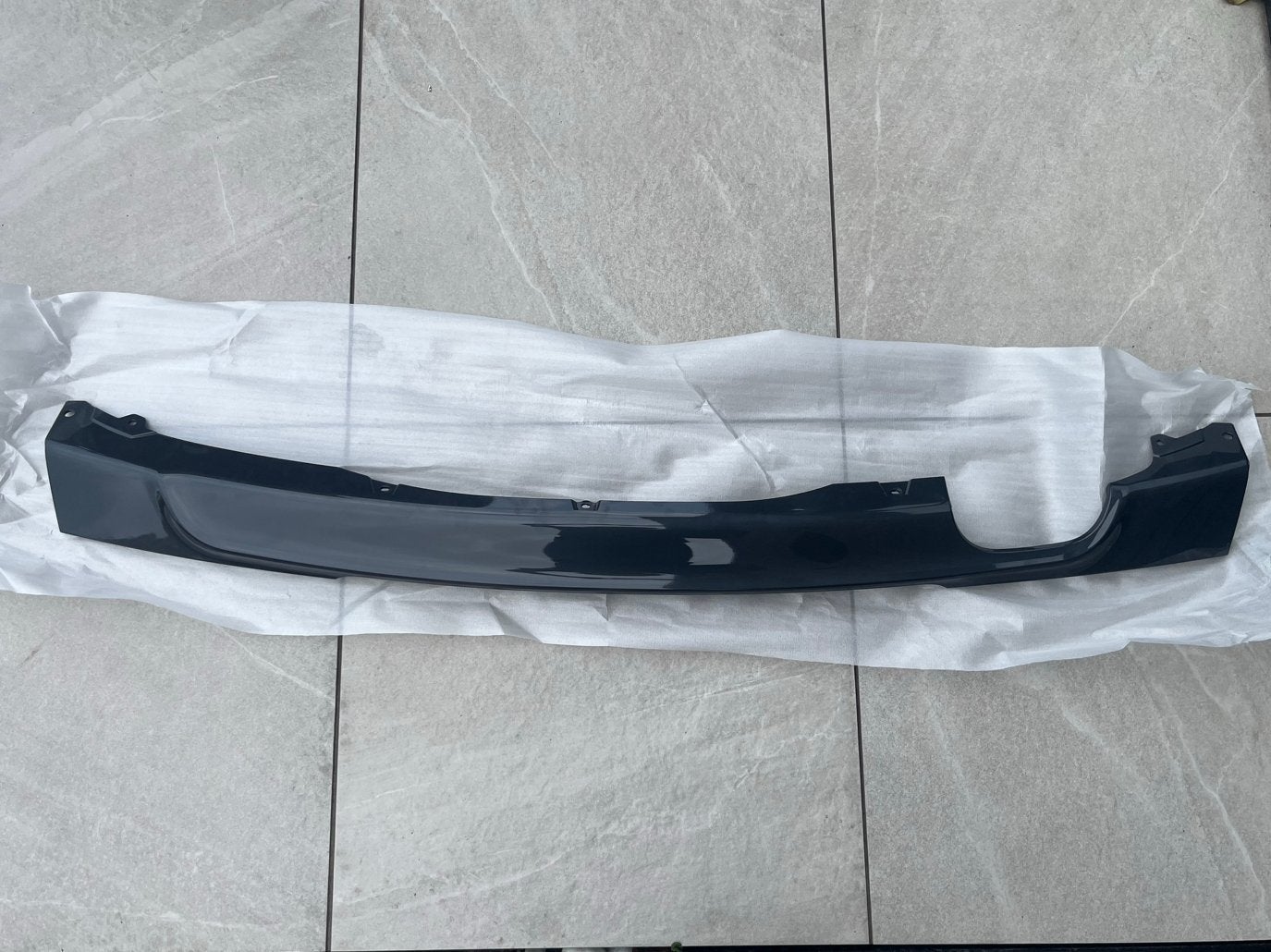 origineel BMW f30 330e diffuser, Enlèvement, Neuf, BMW, Pare-chocs
