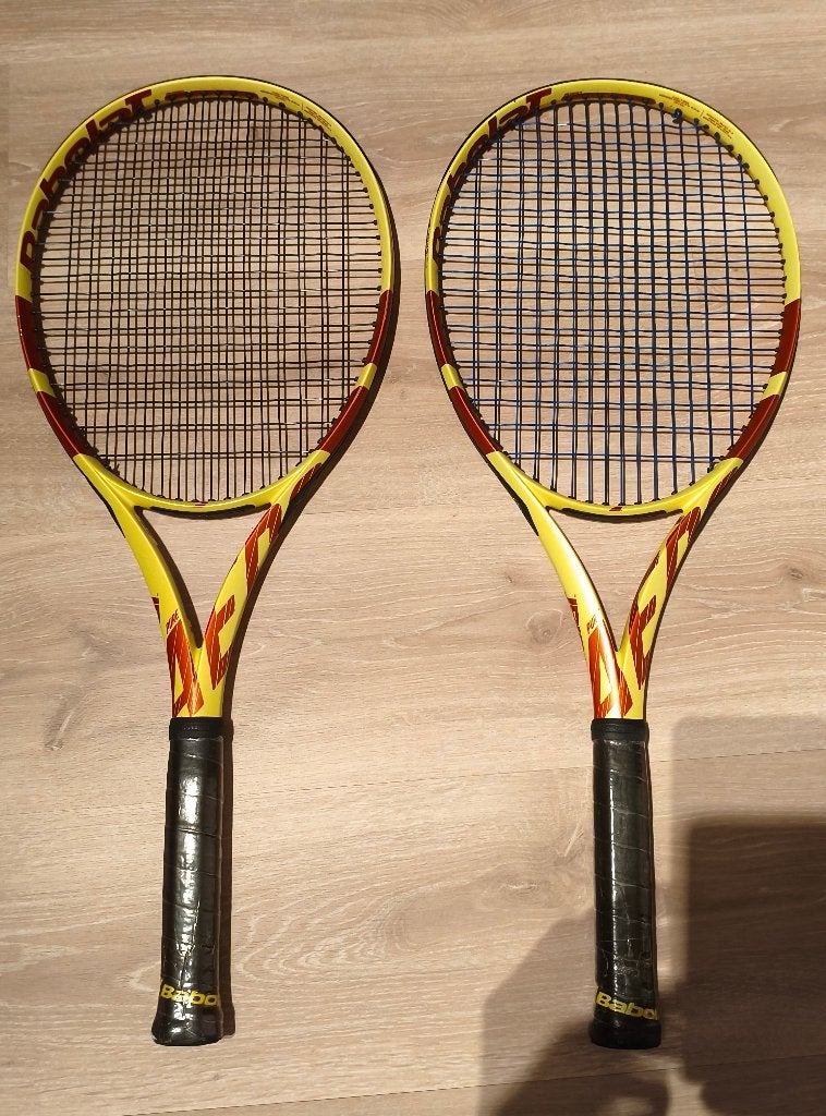 2 RACKETS - TENNIS - BABOLAT PURE AERO TEAM - 90€, Sport en Fitness, Overige Sport en Fitness, Ophalen, Zo goed als nieuw