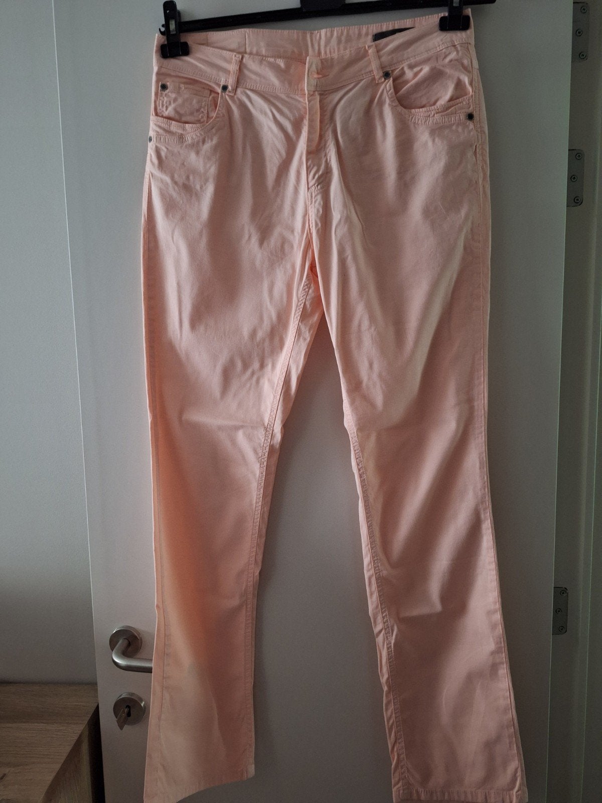 Gratis zomerbroek Parami m44 zie omschrijving, Kleding | Dames, Spijkerbroeken en Jeans, Ophalen of Verzenden