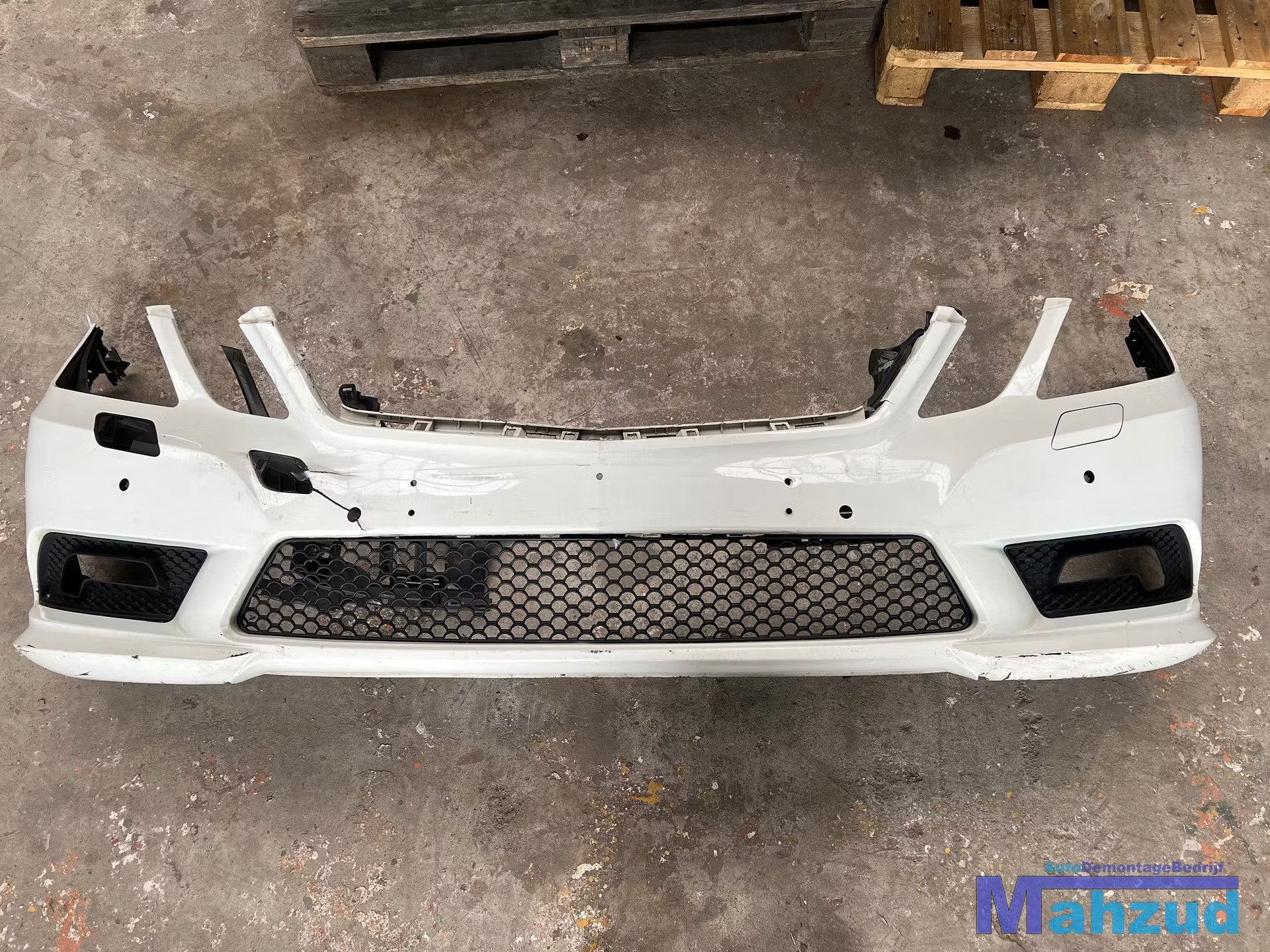 MERCEDES E KLASSE W212 S212 WIT Voorbumper 2009-2013, Auto-onderdelen, Gebruikt, Mercedes-Benz AG, Voor, Mercedes-Benz
