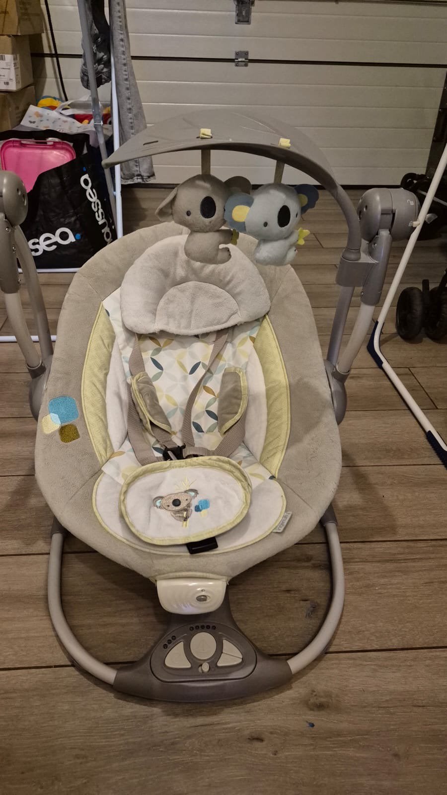 Elektronische wipstoel-babyschommel, Ophalen, Zo goed als nieuw, Wipstoel
