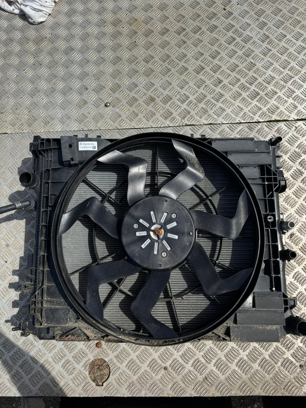 Radiateur GLE A167 Mercedes Benz, Enlèvement