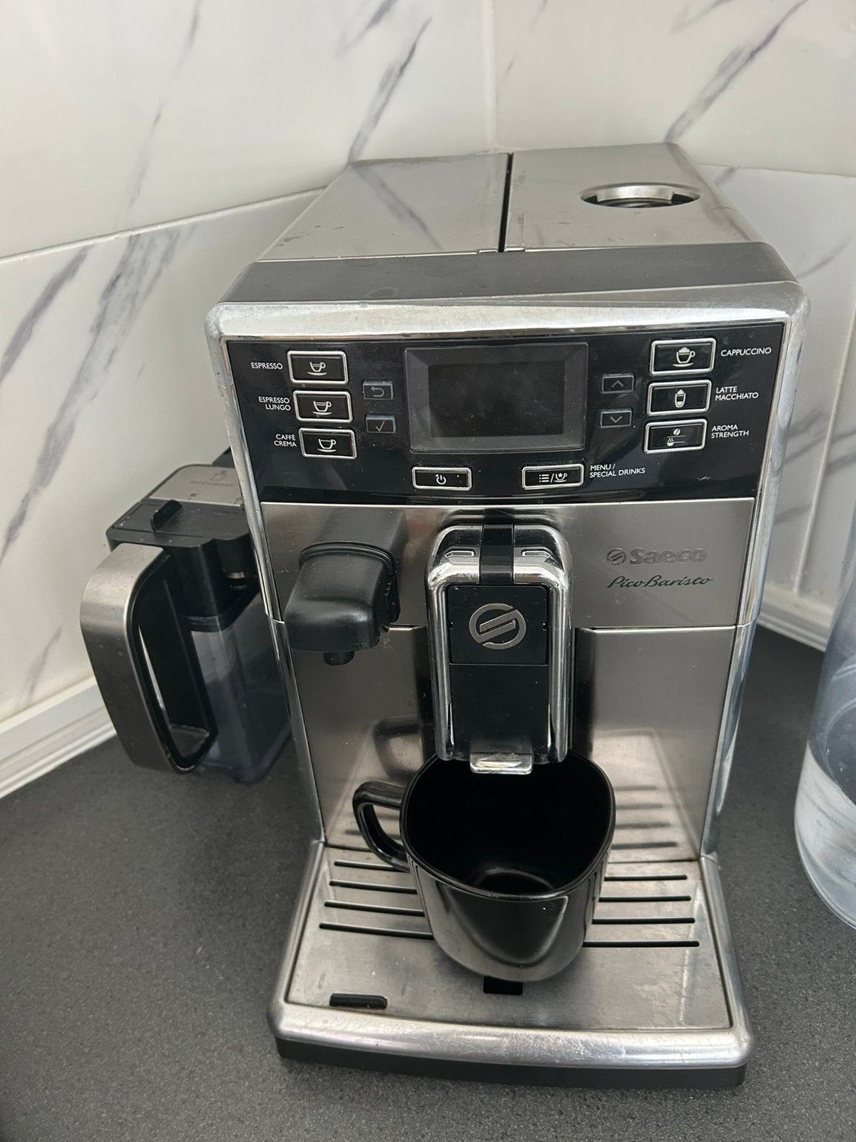 Koffiemachine met bonen, Elektronische apparatuur, Koffiezetapparaten, Ophalen, Zo goed als nieuw, Koffiemachine