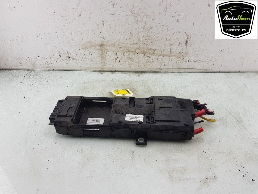 BOITIER FUSIBLES Ford Transit (|BK3T14401BMC|BKET14401BMB|), Henry-Ford-Straße  1
50735  Köln, DE, Ford-Werke GmbH, Kunden@ford.com