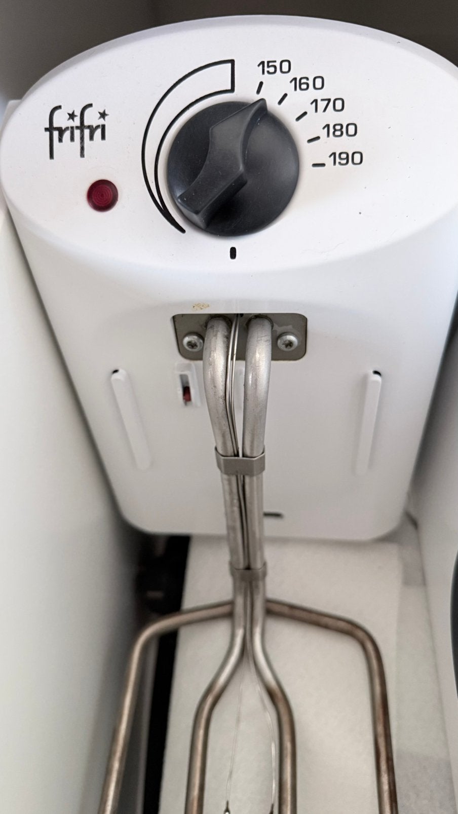 FriFri Friteuse compact wit inhoud 2,5 liter als nieuw., Ophalen, Zo goed als nieuw