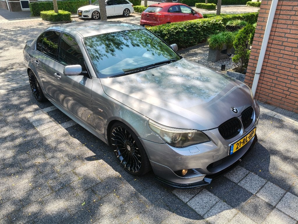 Bmw e60 525i M Sport 20 inch Alpina alle onderhoudsgeschiede, Auto's, Achterwielaandrijving, Zwart, Leder, Particulier