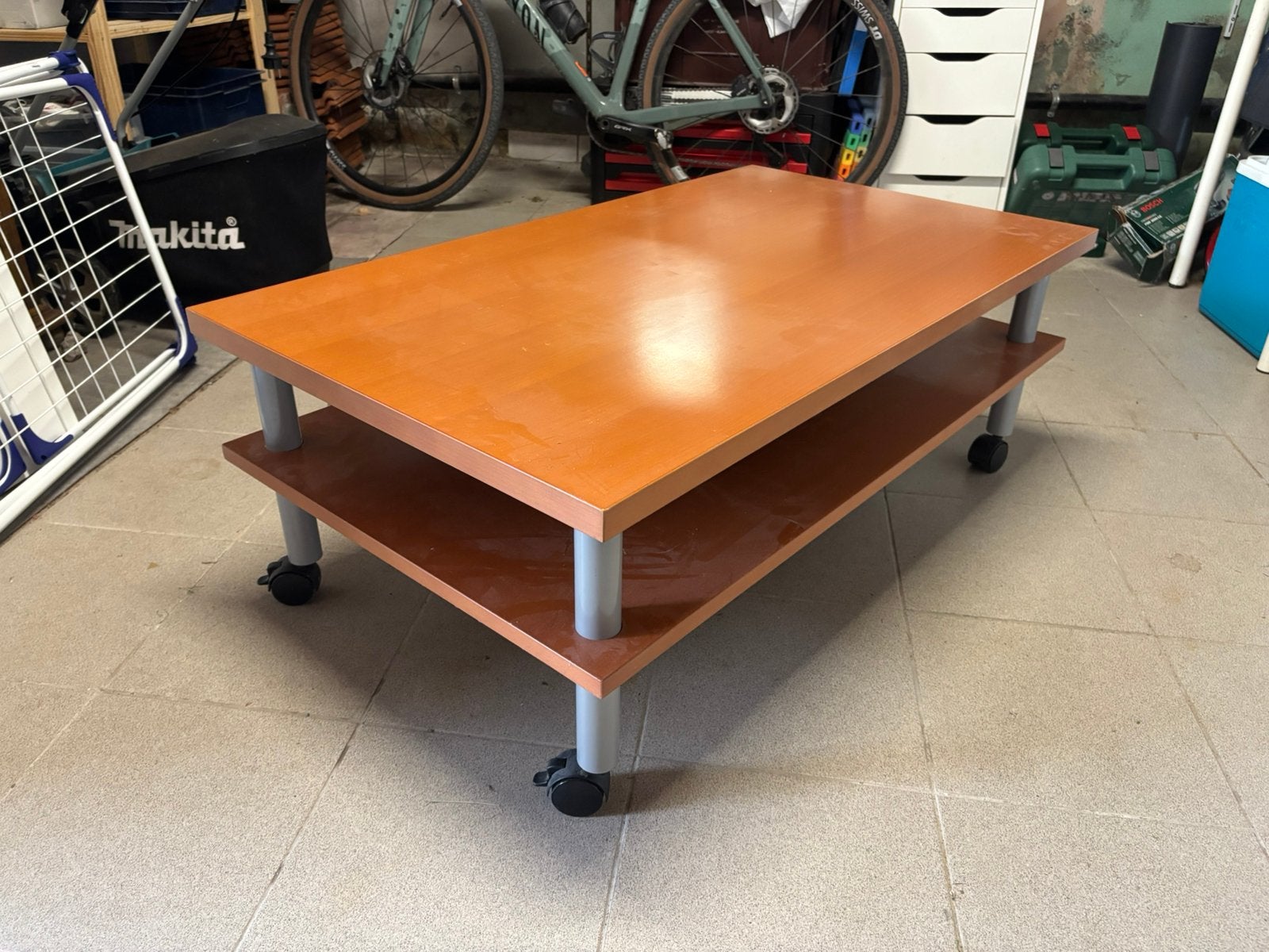 Salontafel, Enlèvement, Utilisé