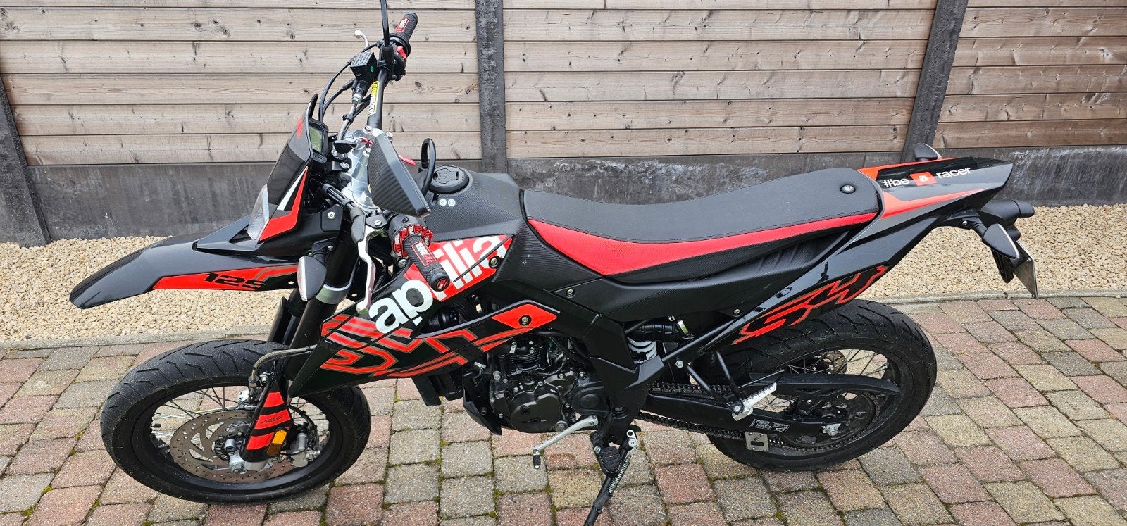 Aprilia SX 125, Fietsen en Brommers, Overige typen, 125 cc, Zo goed als nieuw, Schijfrem