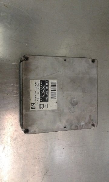 COMPUTER MOTOR Toyota Corolla Wagon (E12) (|8966113230|), Gebruikt, Toyota