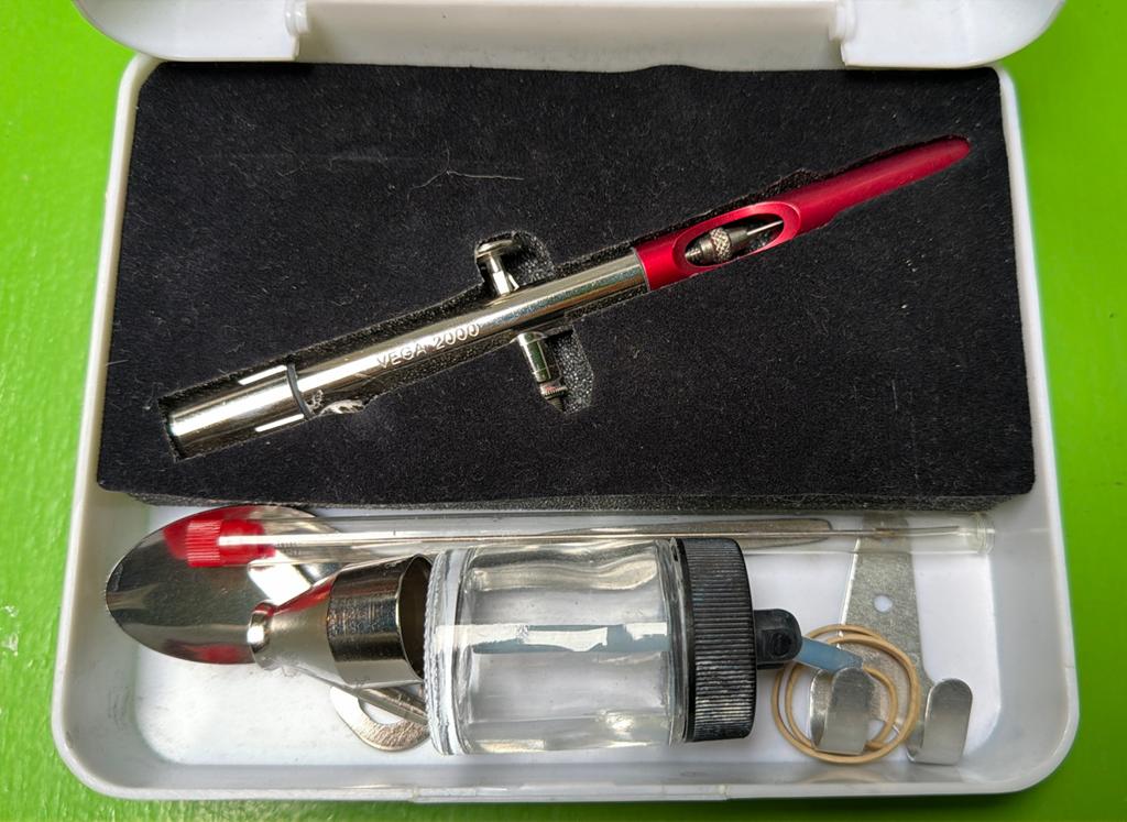 Airbrush kit, Hobby & Loisirs créatifs, Peinture, Enlèvement, Utilisé, Aérographe et Accessoires
