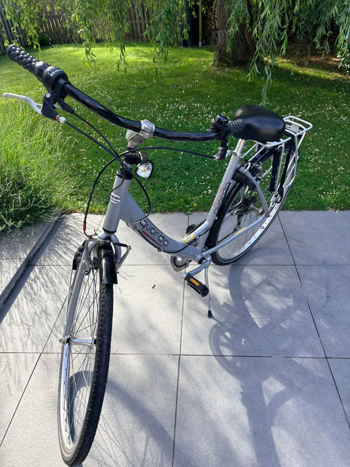 Damesfiets, Fietsen en Brommers, Ophalen, Zo goed als nieuw