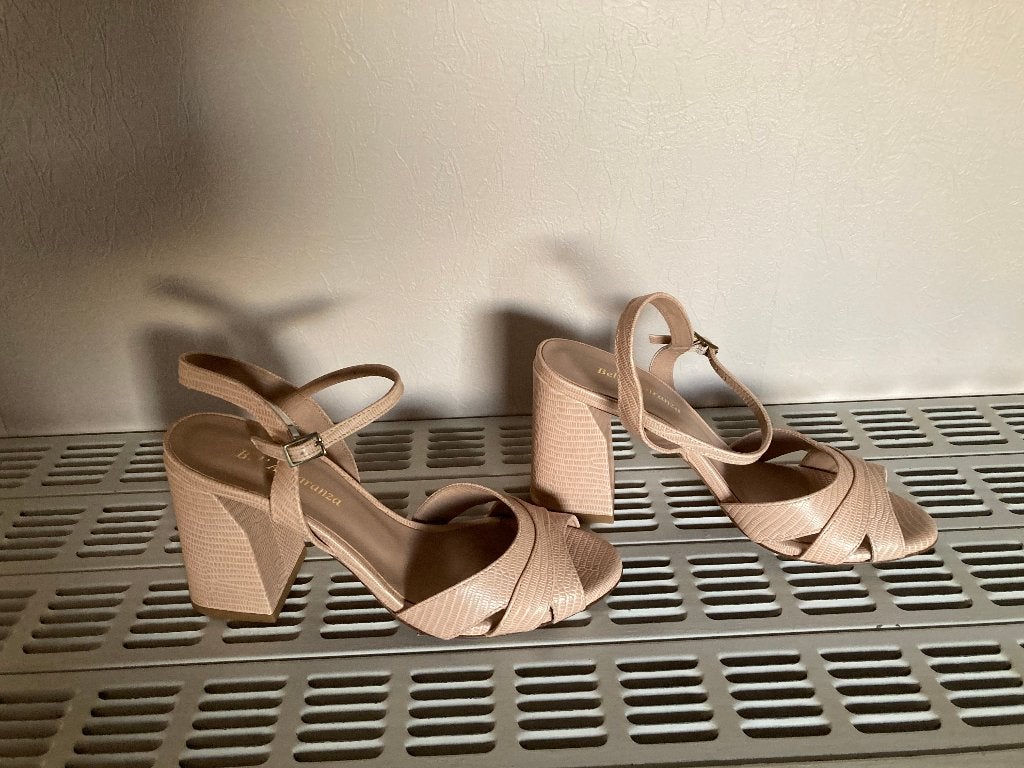 Zalmkleurige open schoenen/sandalen, Vero Cuoio, 39, Vero Cuoio, Zo goed als nieuw, Sandalen of Muiltjes, Ophalen of Verzenden