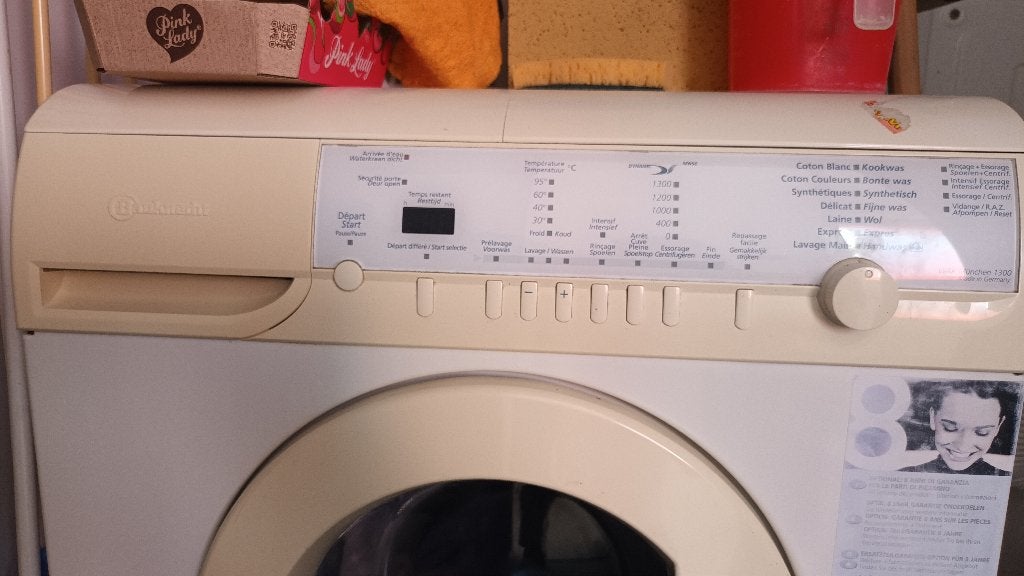 Lave-linge Bauknecht 5kg en bon état, Electroménager, Lave-linge, 1200 à 1600 tours, 4 à 6 kg, Chargeur frontal, Enlèvement