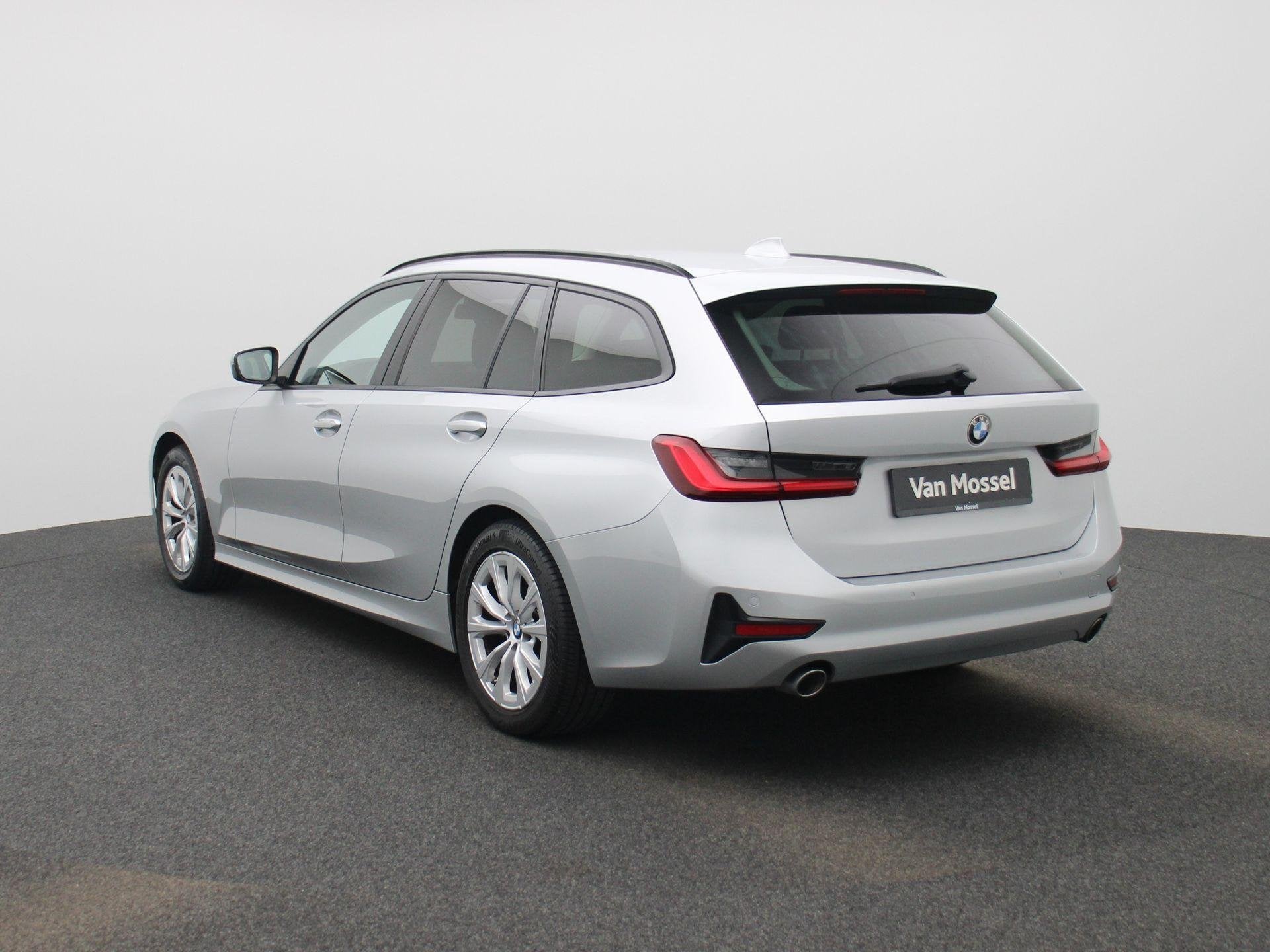 BMW 3 Serie Touring 318dA (110 kW) (automatique), Autos, BMW, Argent ou Gris, 1800 kg, 110 kW, Entreprise