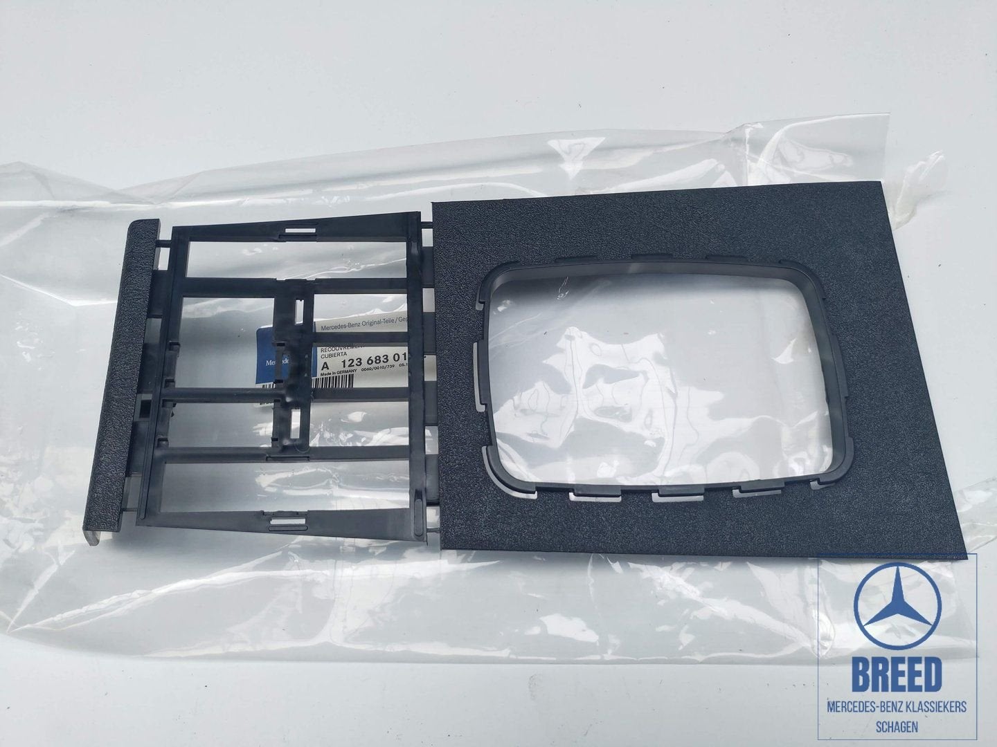 NOS afdekking middenconsole voor Mercedes-Benz W123 3e serie, Neuf, -, -, Enlèvement ou Envoi