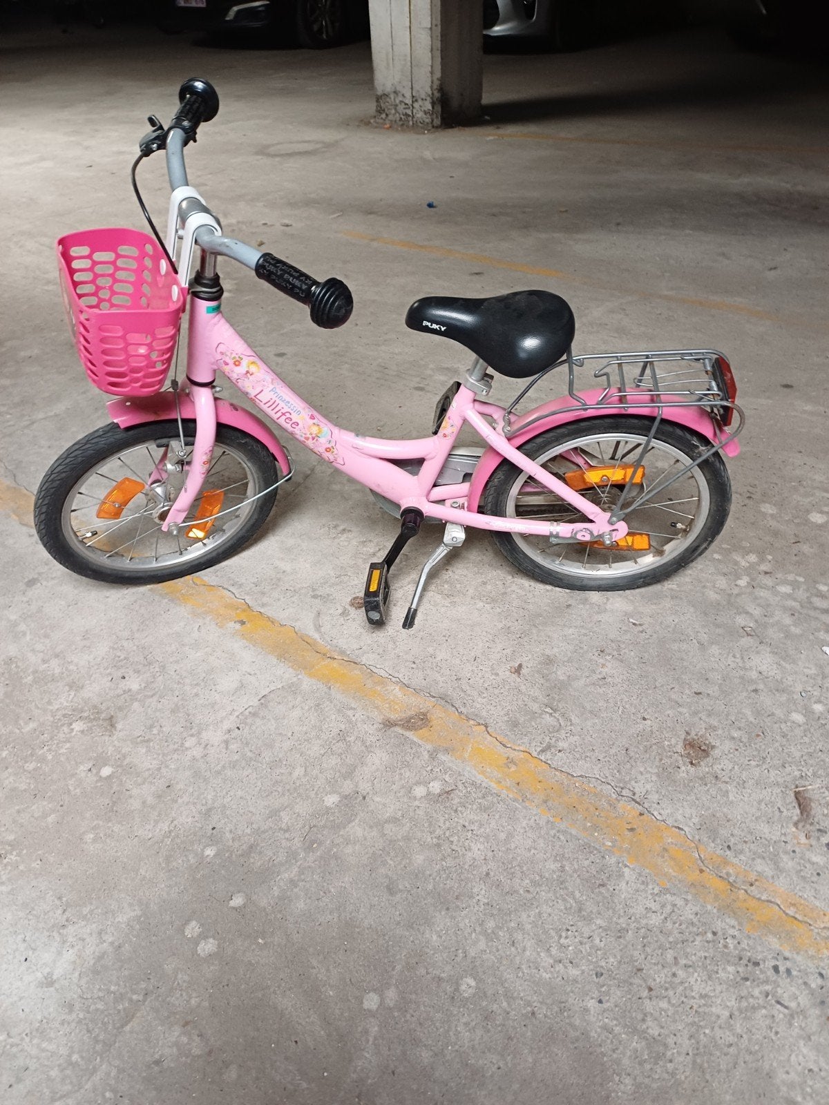 Meisjes fiets, Fietsen en Brommers, Ophalen of Verzenden, 18 inch