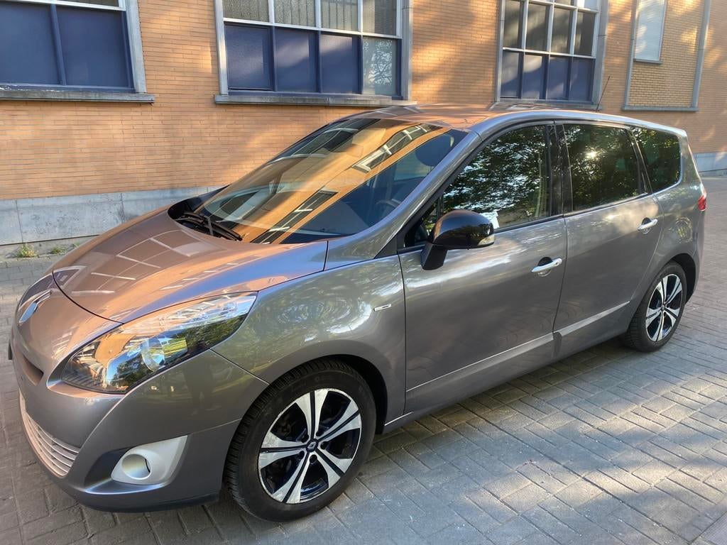 Renault Grand Scenic 1.5 Dci * AUTOMAAT* 7 zitters*, Auto's, Euro 5, Monovolume, Zwart, Bedrijf