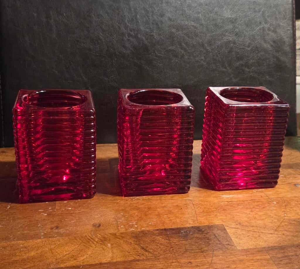 Chandeliers carrés en verre Highlight : lot de 3, Maison & Meubles, Accessoires pour la Maison | Bougeoirs & Bougies, Comme neuf